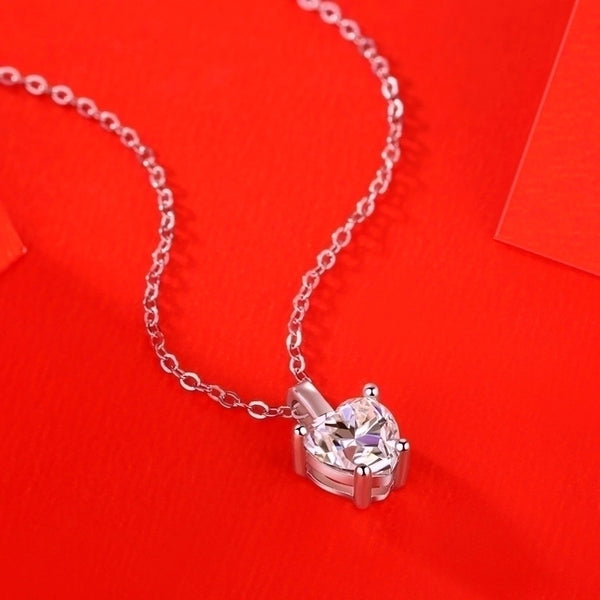 925 Sterling Silver Moissanite Inlay Heart Shape Pendant Necklace