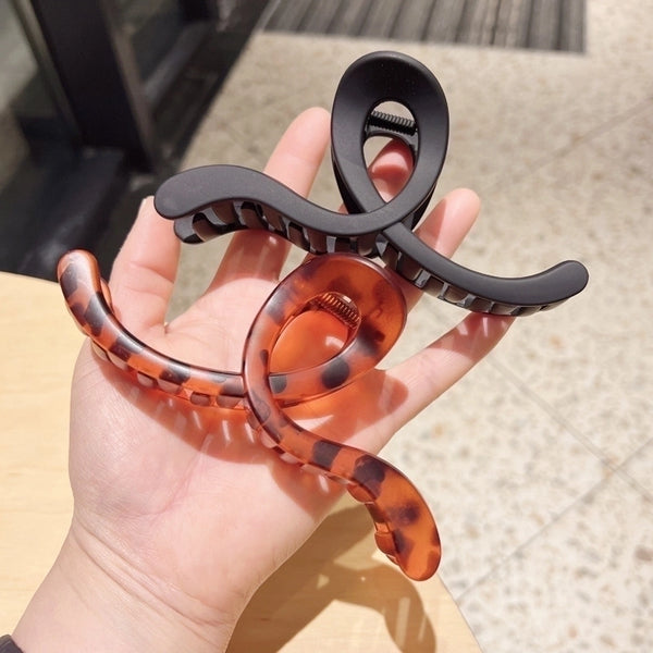 Women'S Casual Minimalist Waves Plastic Hair Claws