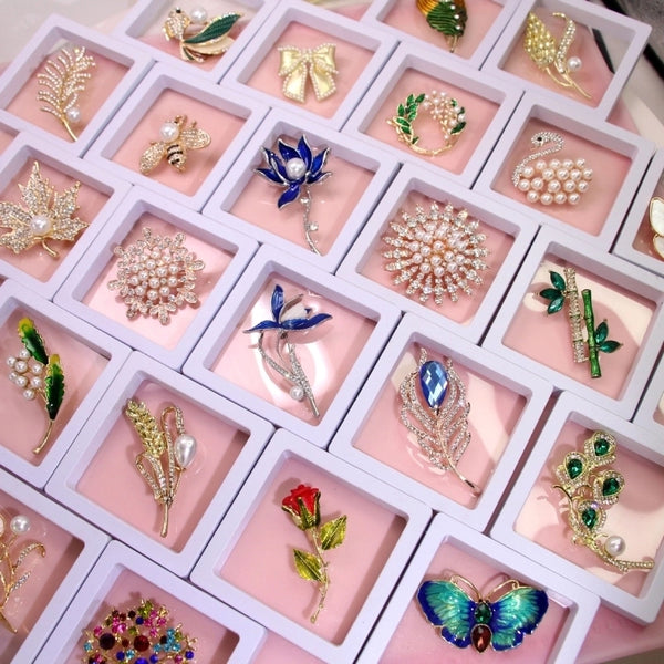 Basic Modern Style Classic Style Pin Animal Flower Alloy Plating Inlay Artificial Pearls Rhinestones Women'S Brooches