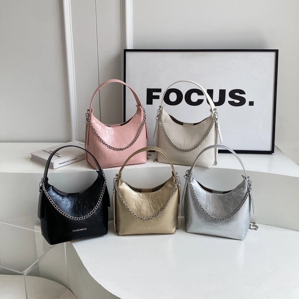 Women'S Medium Pu Leather Solid Color Classic Style Streetwear Sewing Thread Pillow Shape Magnetic Buckle Crossbody Bag