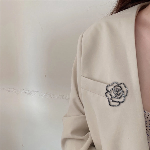 Minimalist Classic Style Pin Flower Alloy Women'S Brooches