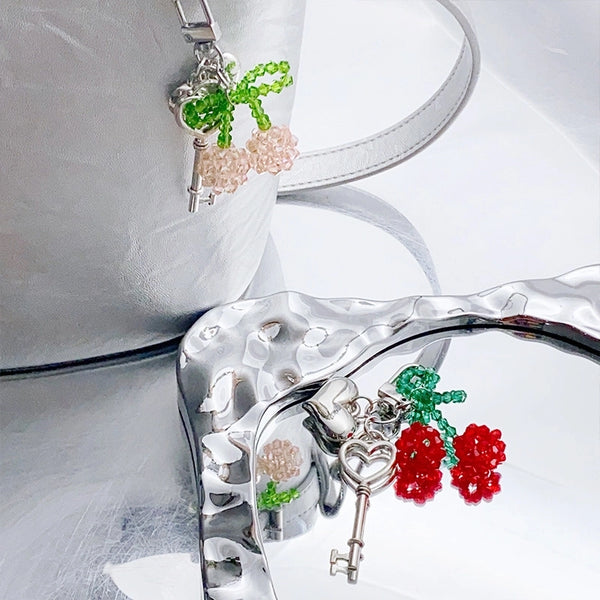 Summer Sweet Niche Design Handmade Woven Crystal Cherry Love Lock Keychain Simple Bag Pendant