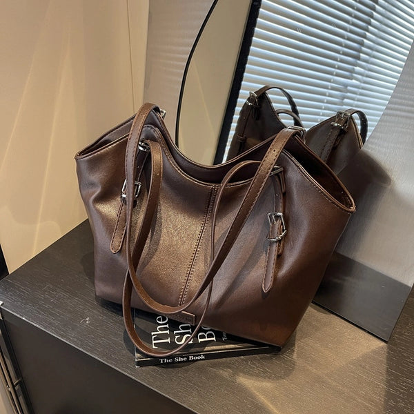 Women'S Large Pu Leather Solid Color Vintage Style Classic Style Sewing Thread Square Zipper Tote Bag