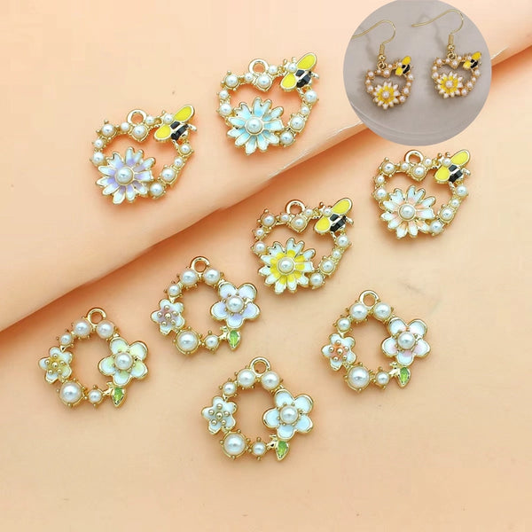 2 Pcs/Package Alloy Heart Shape Flower Bee Pendant Jewelry Accessories