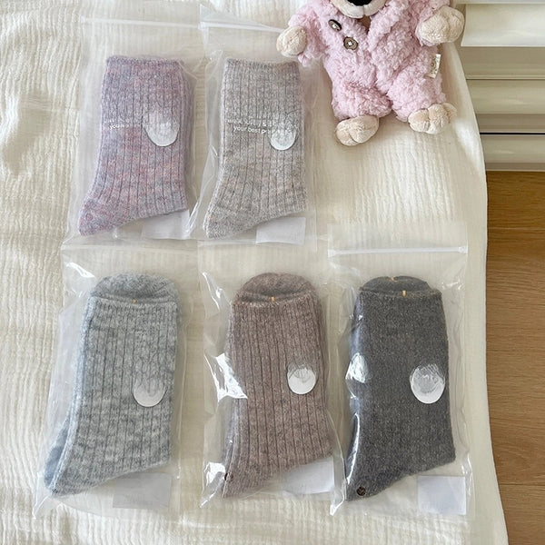Elegant Lady Women'S Solid Color Wool Crew Socks A Pair