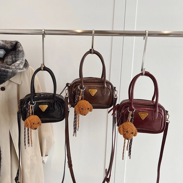 Women'S Pu Leather Solid Color Classic Style Square Zipper Crossbody Bag